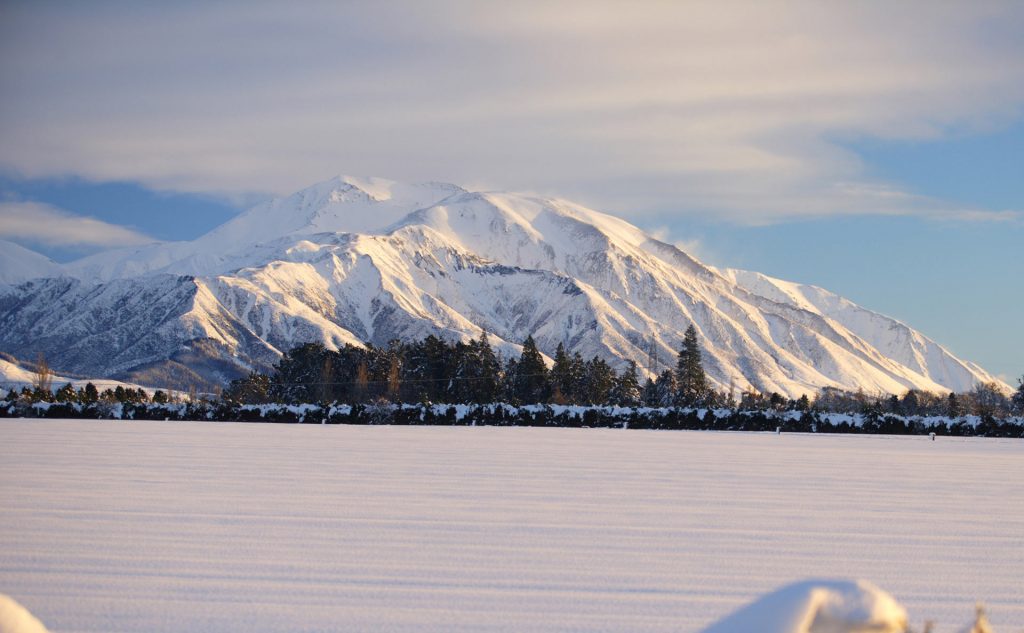 Mt Hutt Skiing New Zealand Ski Express